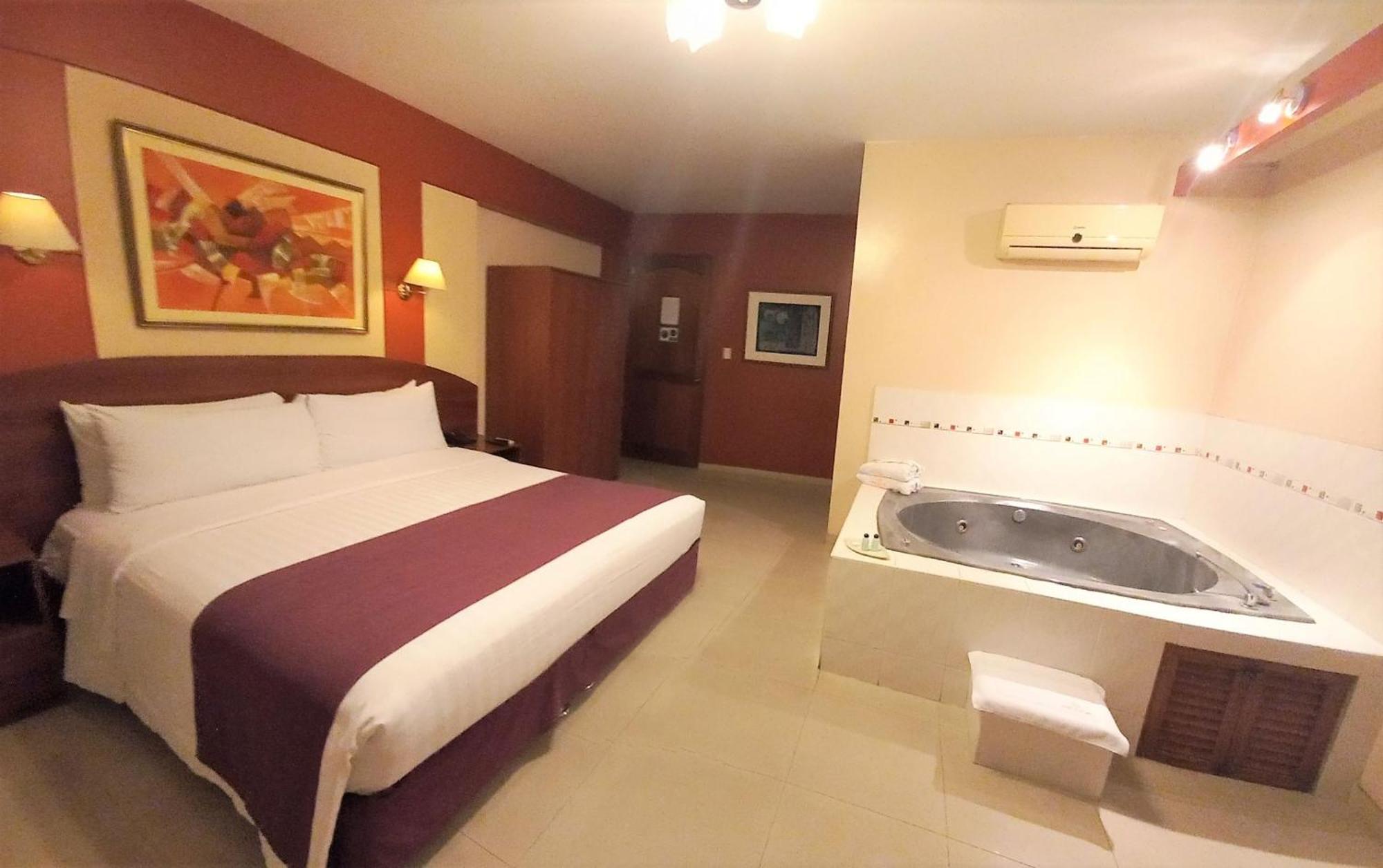 לימה Hotel Javier Prado Inn מראה חיצוני תמונה