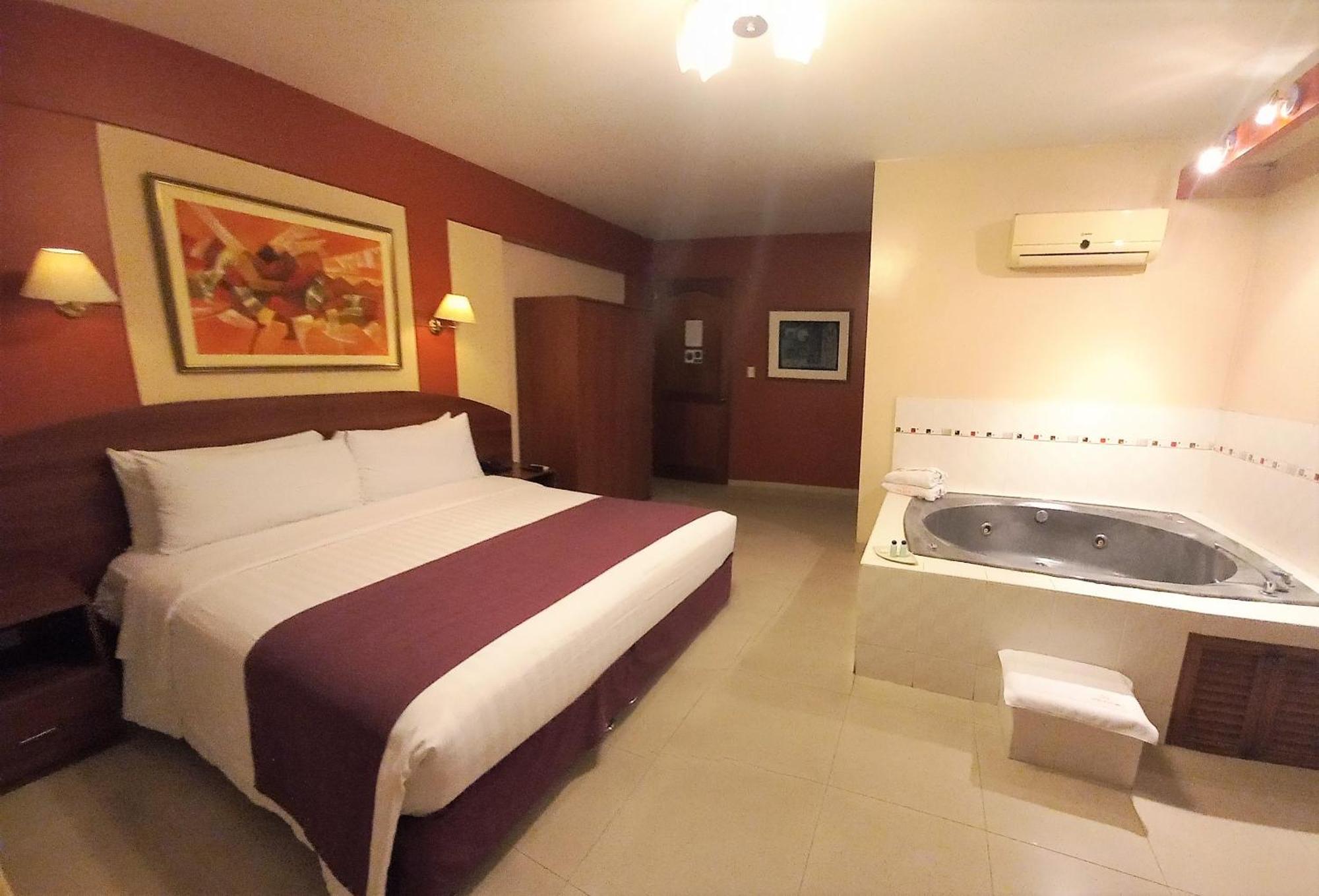 לימה Hotel Javier Prado Inn מראה חיצוני תמונה