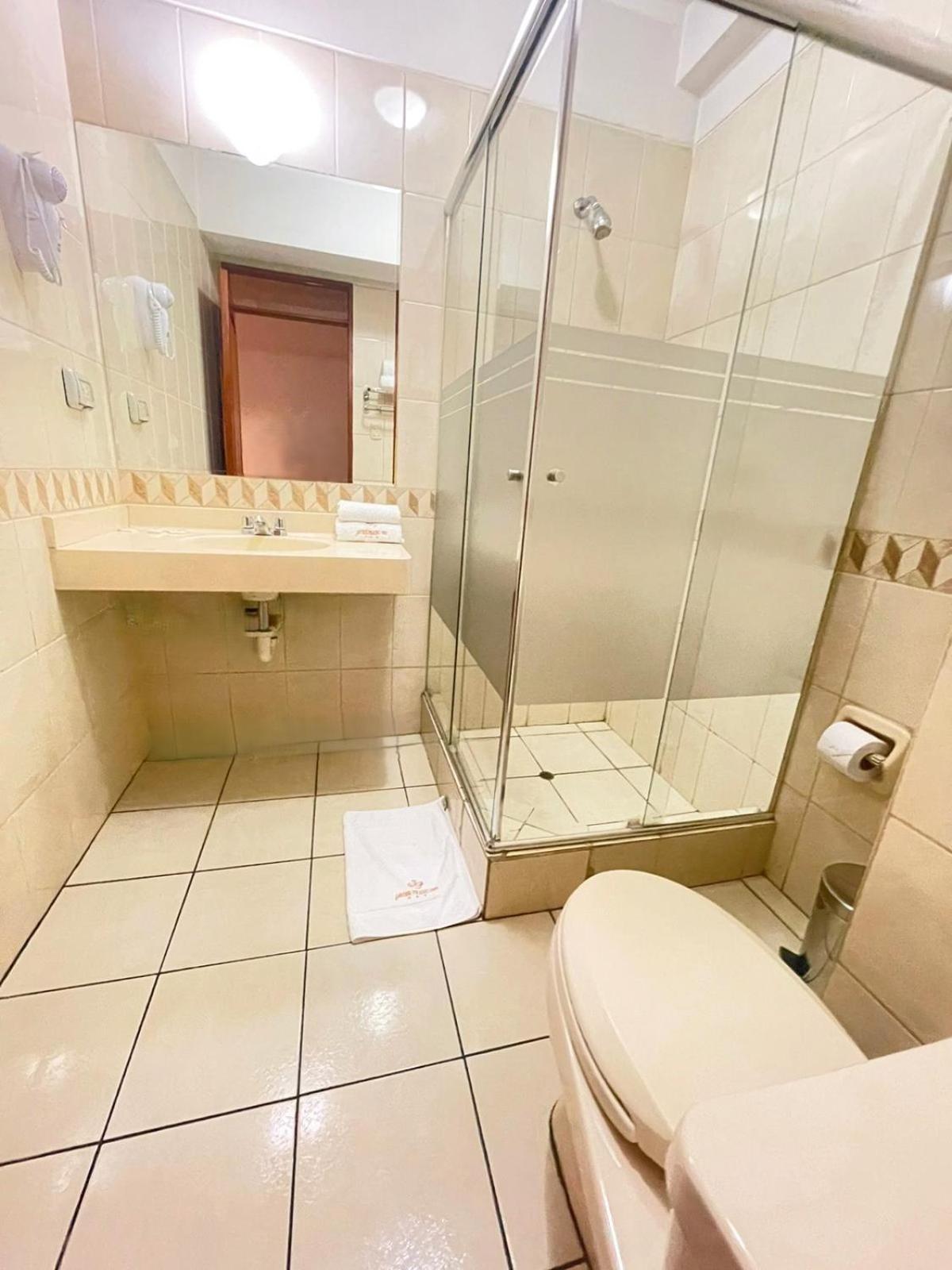 לימה Hotel Javier Prado Inn מראה חיצוני תמונה